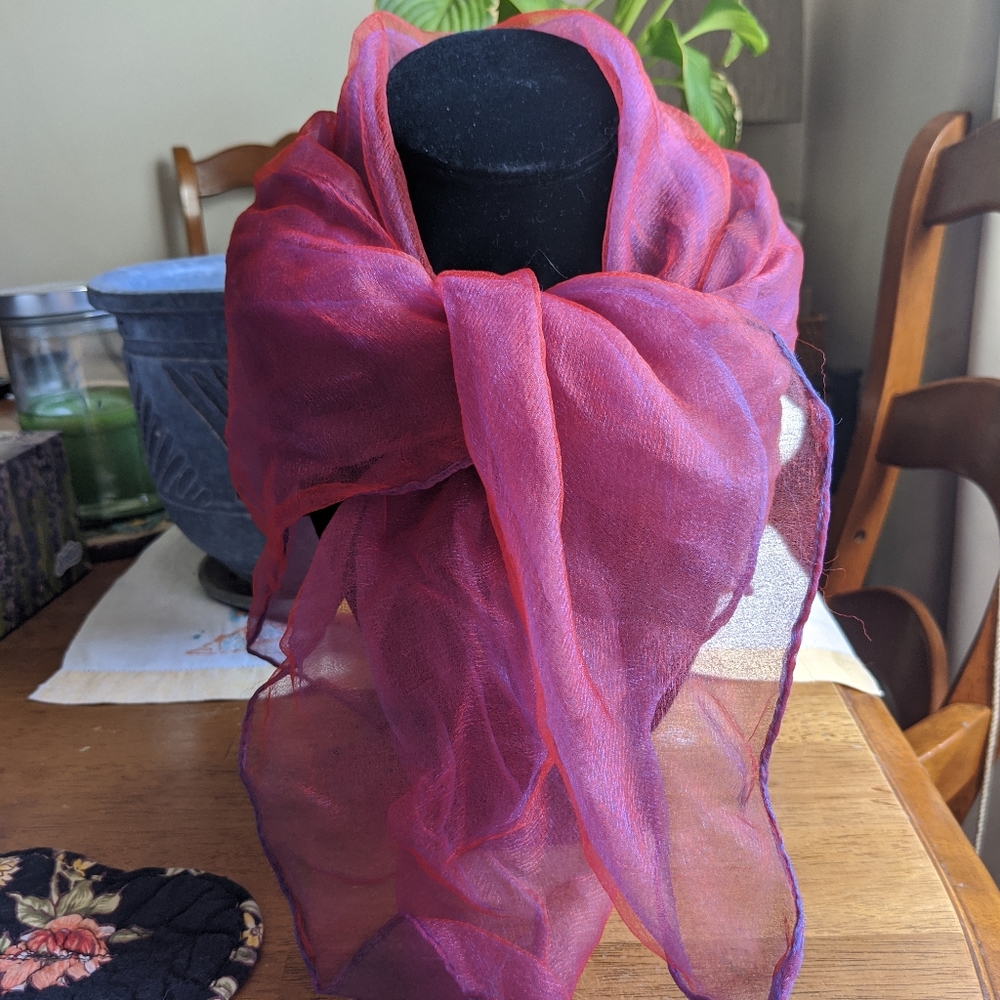 Vintage dressy puffy scarf